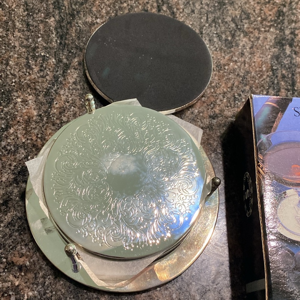 VINTAGE Silverplated Coaster Set- Silver Ribbon - Picture 3 of 3
